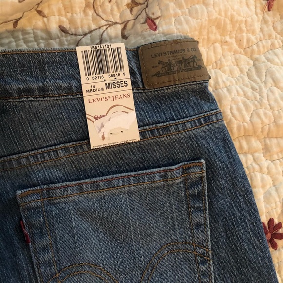 Levi Jeans - Picture 5 of 5